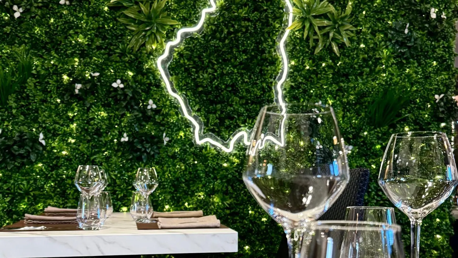 Logis Hotel Restaurant Bellevue Saint-Martin-dʼArdèche 3*,  フランス