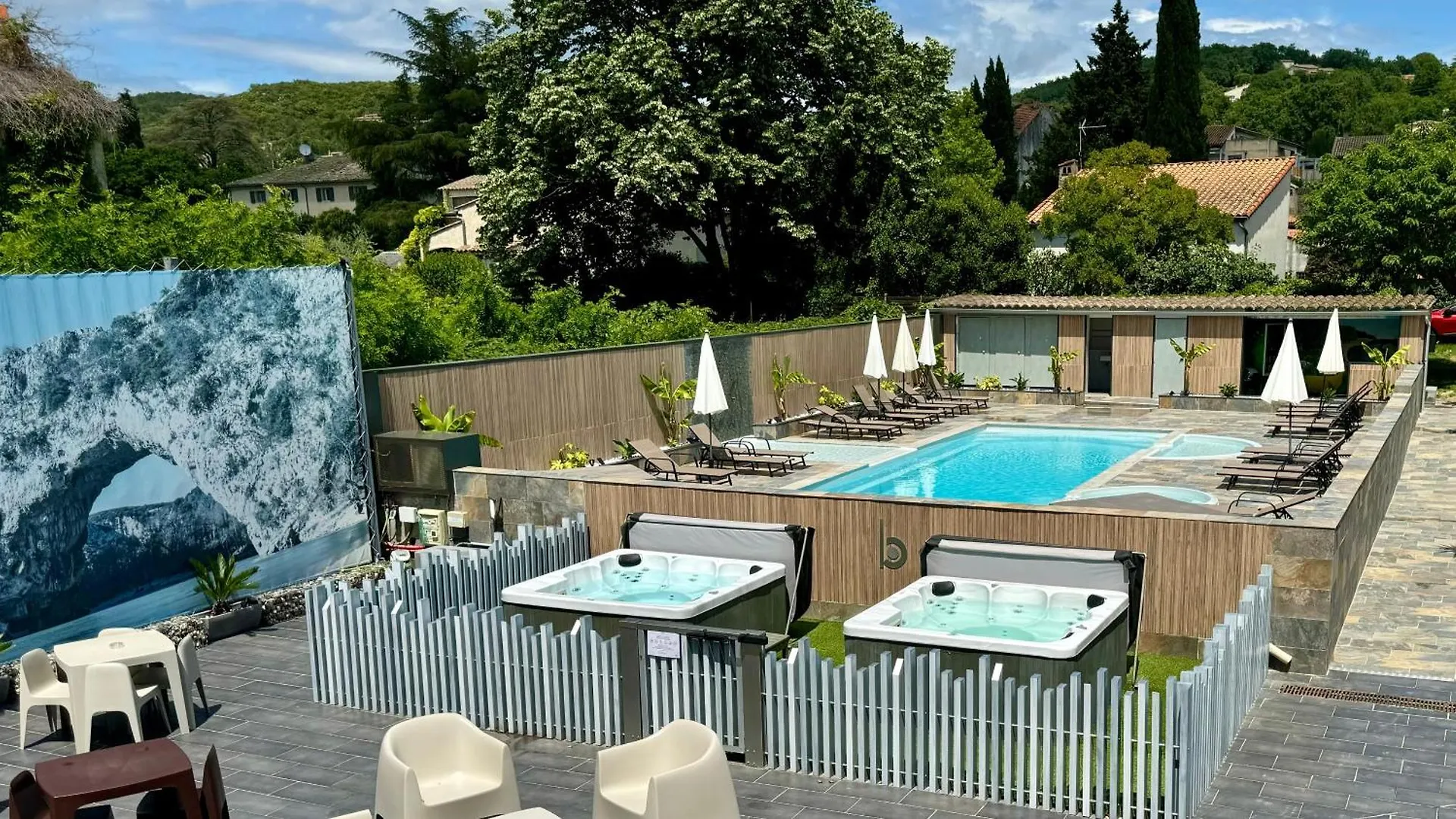 Logis Hotel Restaurant Bellevue Saint-Martin-dʼArdèche